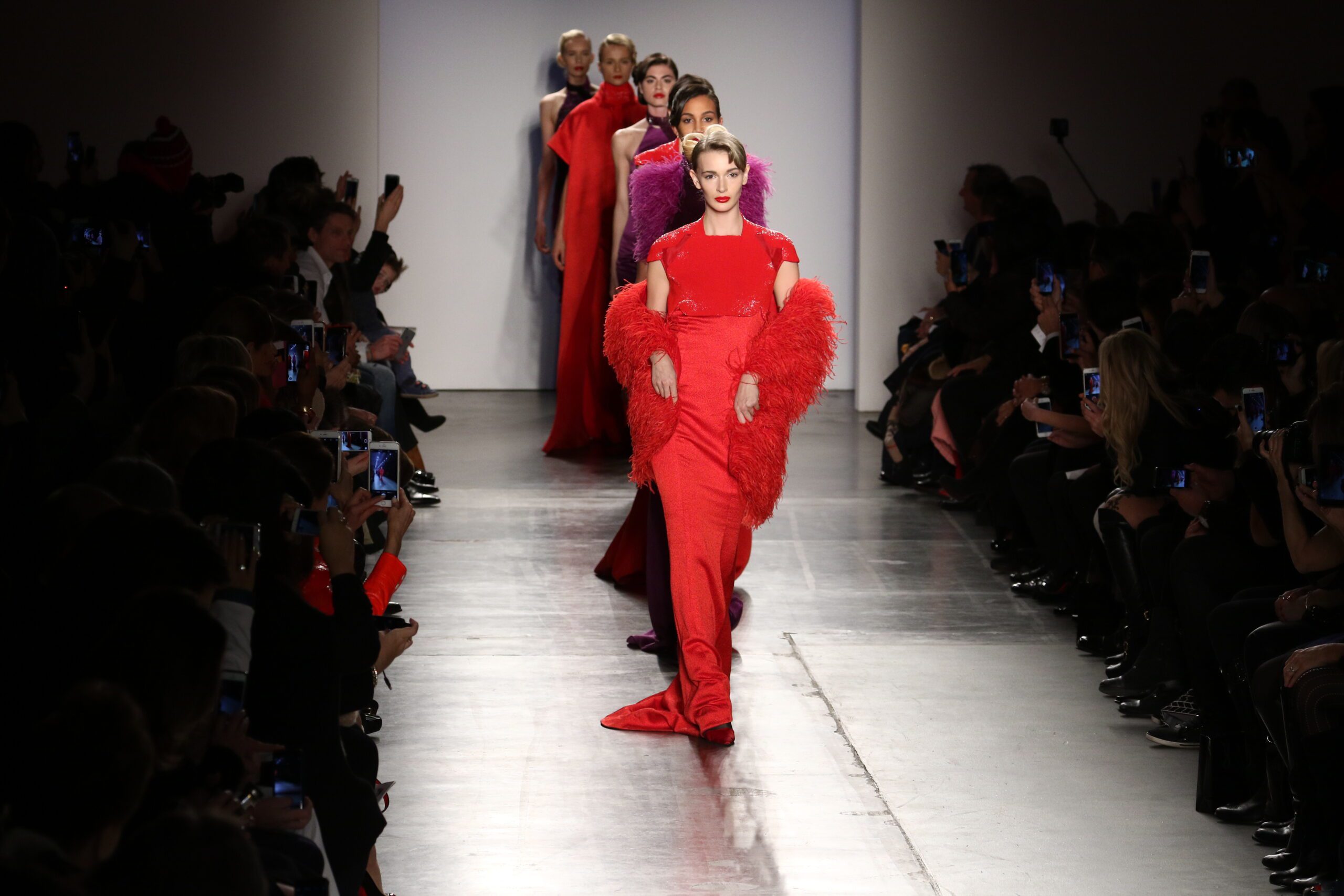 New,York,,Ca,-,February,13:,Models,Walk,The,Runway